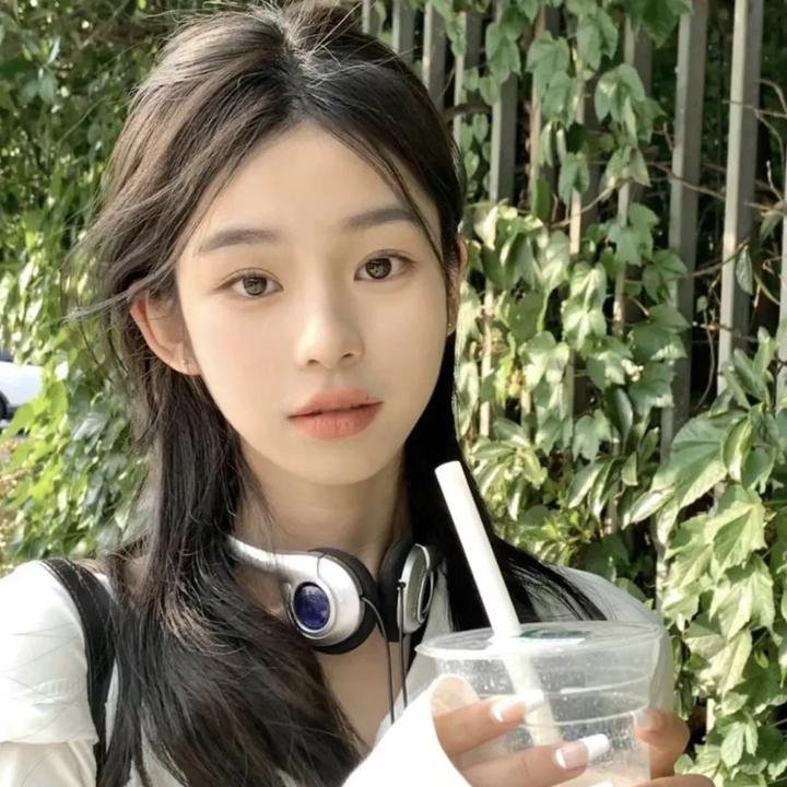 红色八爪女
